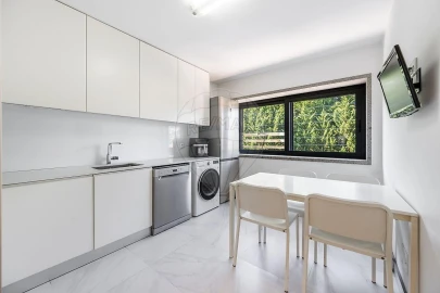 Apartamento T3 para Venda em Candoso Santiago e Mascotelos