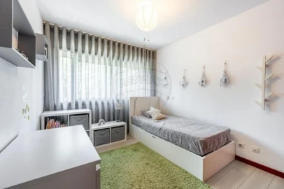 Apartamento T3 para Venda em Candoso Santiago e Mascotelos