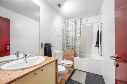 Apartamento T3 para Venda em Candoso Santiago e Mascotelos