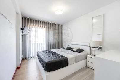 Apartamento T3 para Venda em Candoso Santiago e Mascotelos