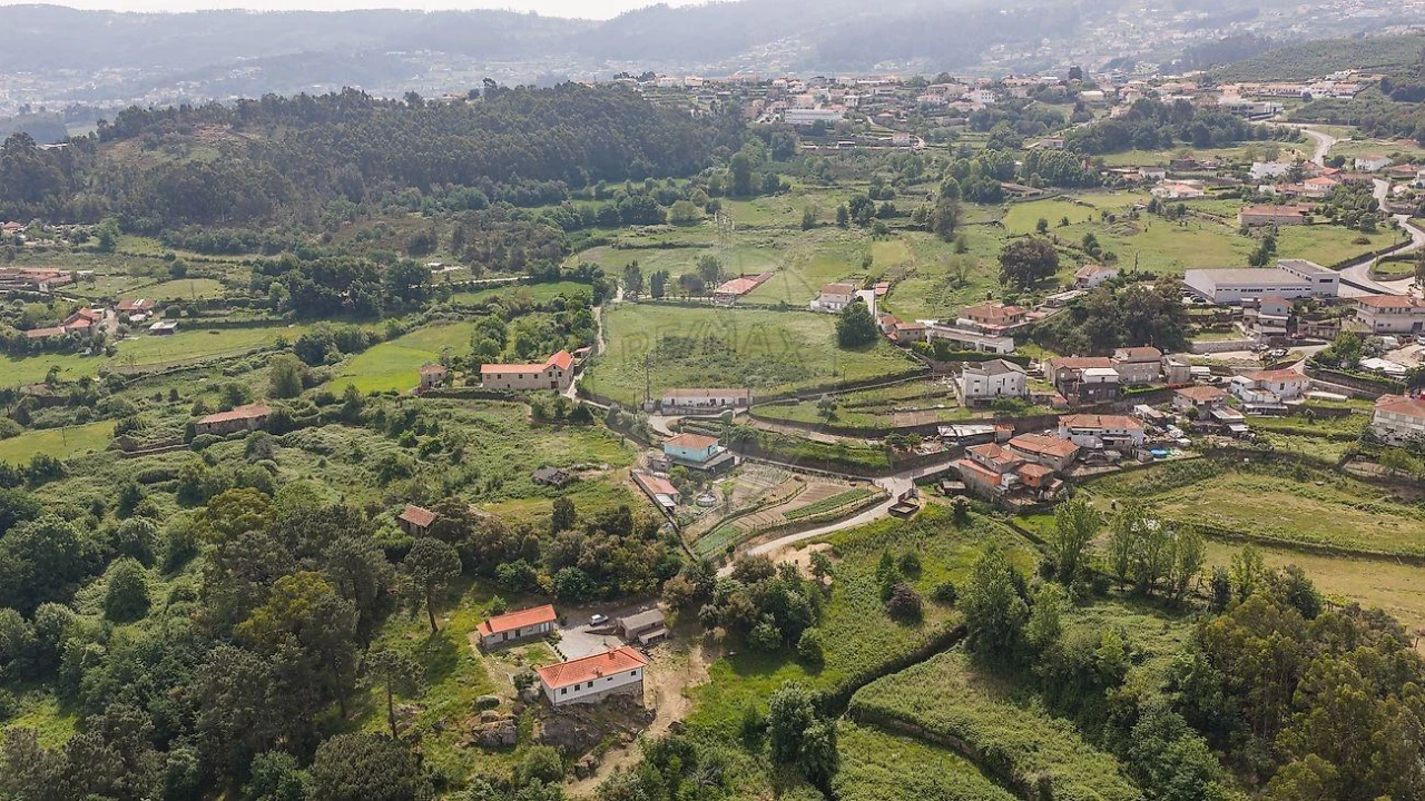 Moradia T2 para Venda em Roriz Foto 2