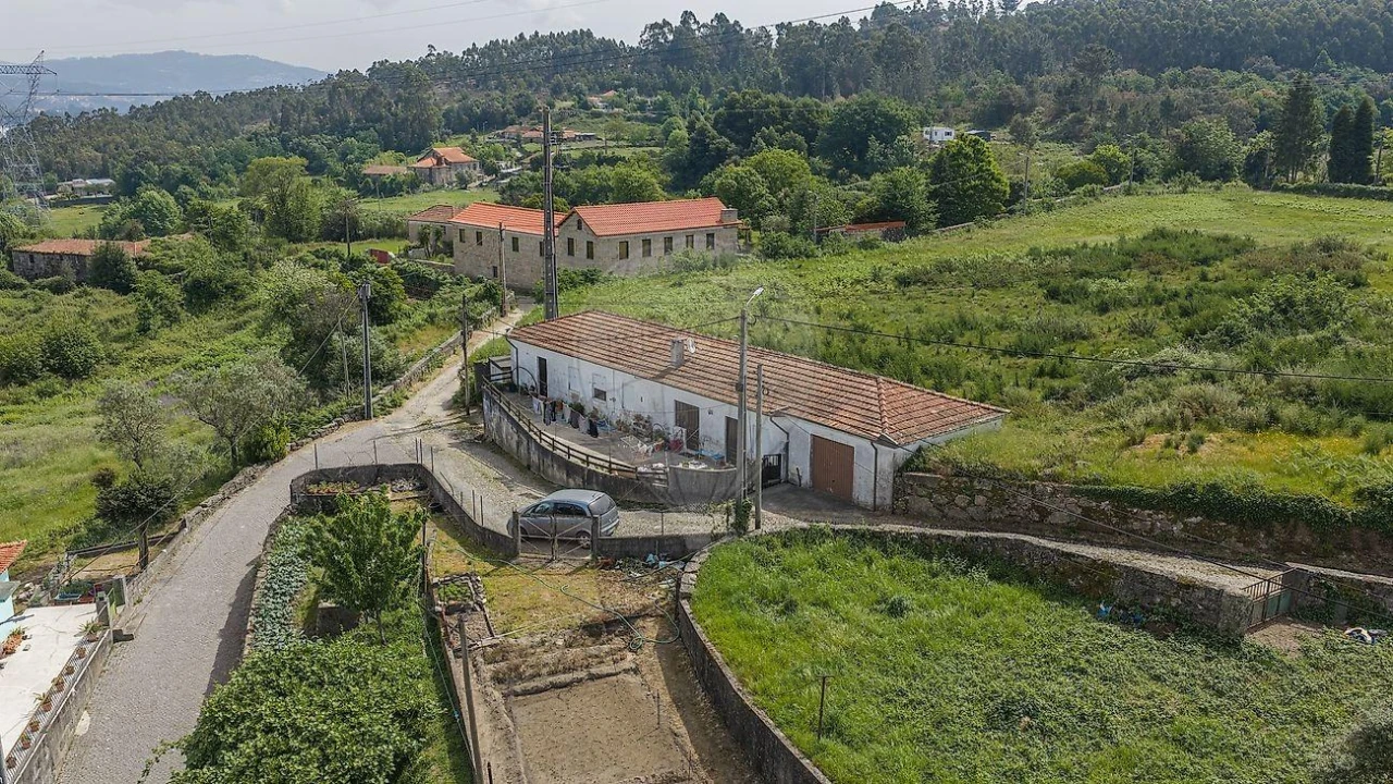 Moradia T2 para Venda em Roriz Foto 9