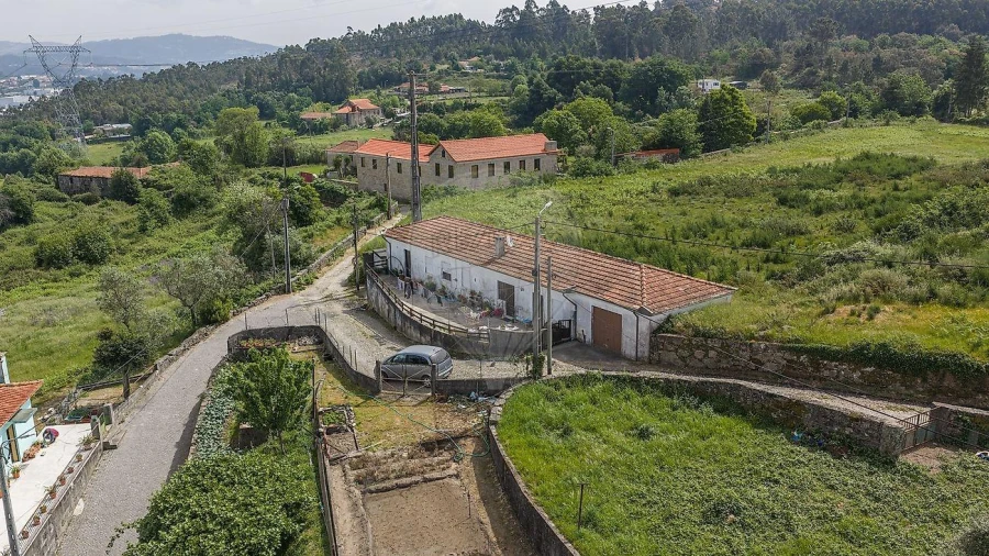 Moradia T2 para Venda em Roriz Foto 8