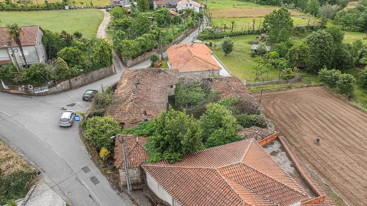 Moradia T3 para Venda em Agrela e Serafão Foto 5