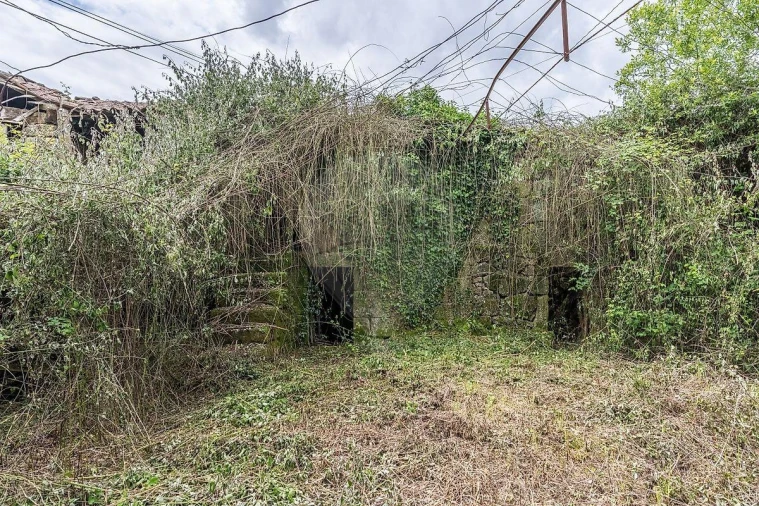 Moradia T3 para Venda em Agrela e Serafão Foto 25
