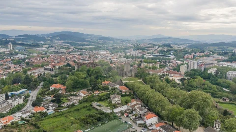 Moradia T2 para Venda em Oliveira, São Paio e São Sebastião
