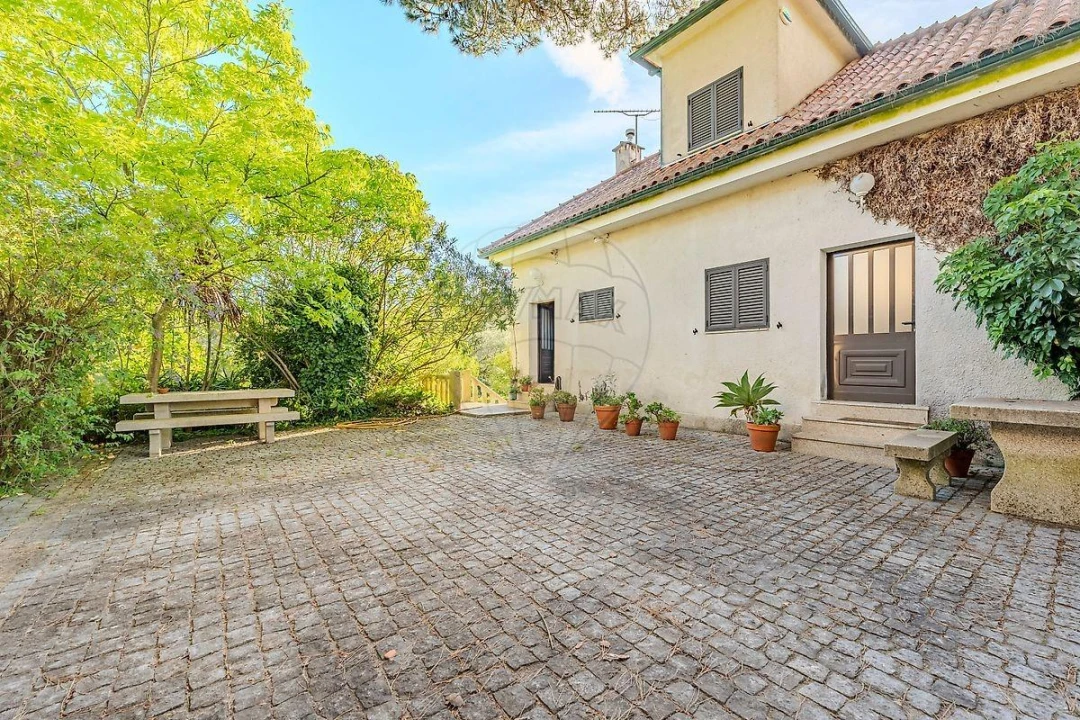Moradia T3 para Venda em Vila Verde e Barbudo Foto 1