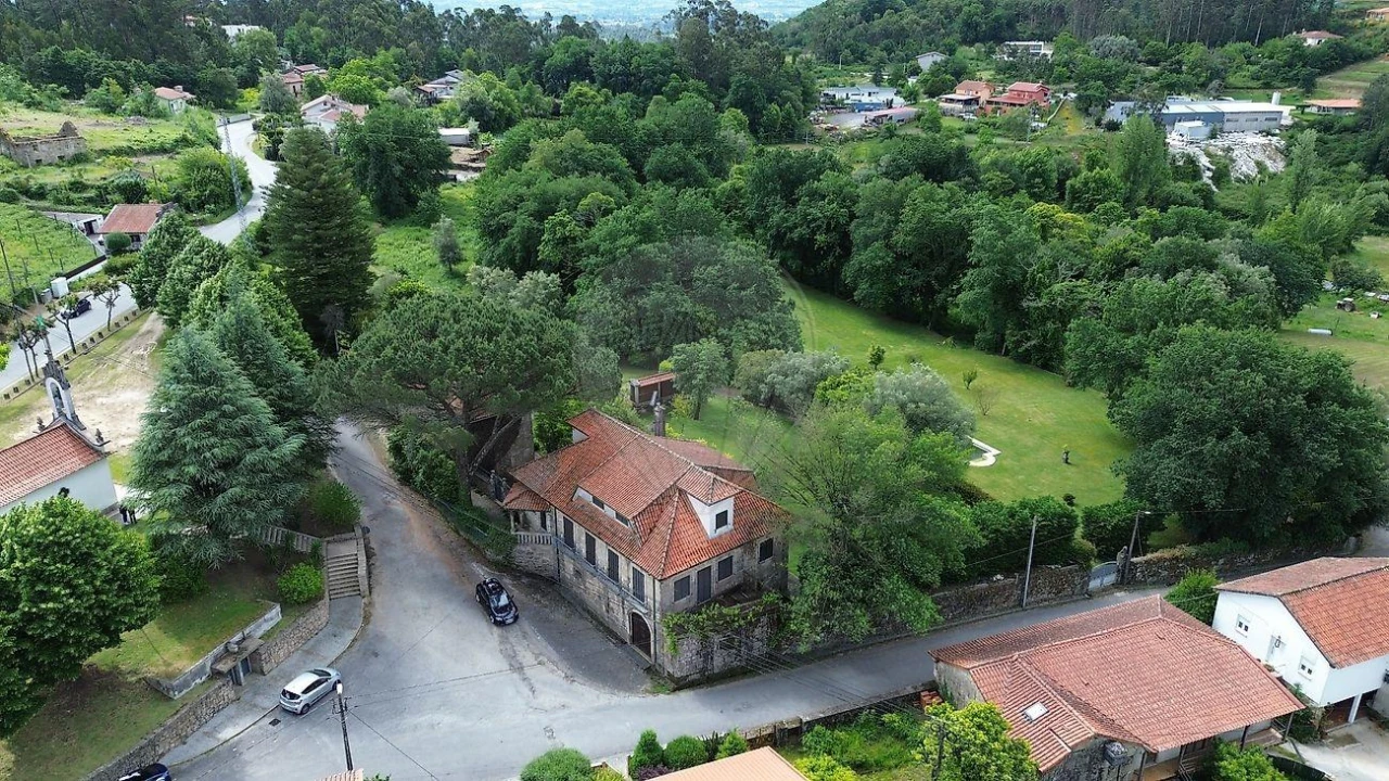 Moradia T3 para Venda em Vila Verde e Barbudo Foto 3