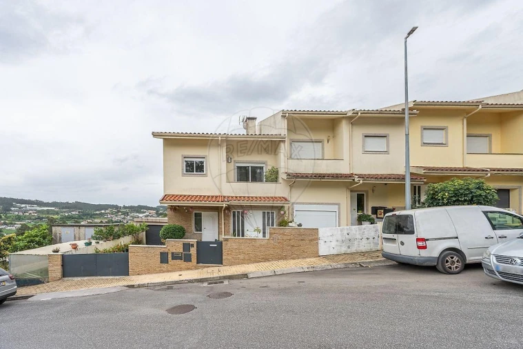 Moradia T3 para Venda em Vila Nova de Famalicão e Calendário Foto 32
