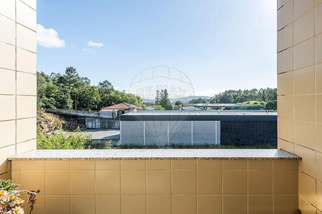Apartamento T3 para Venda em Vila Nova de Famalicão e Calendário Foto 14