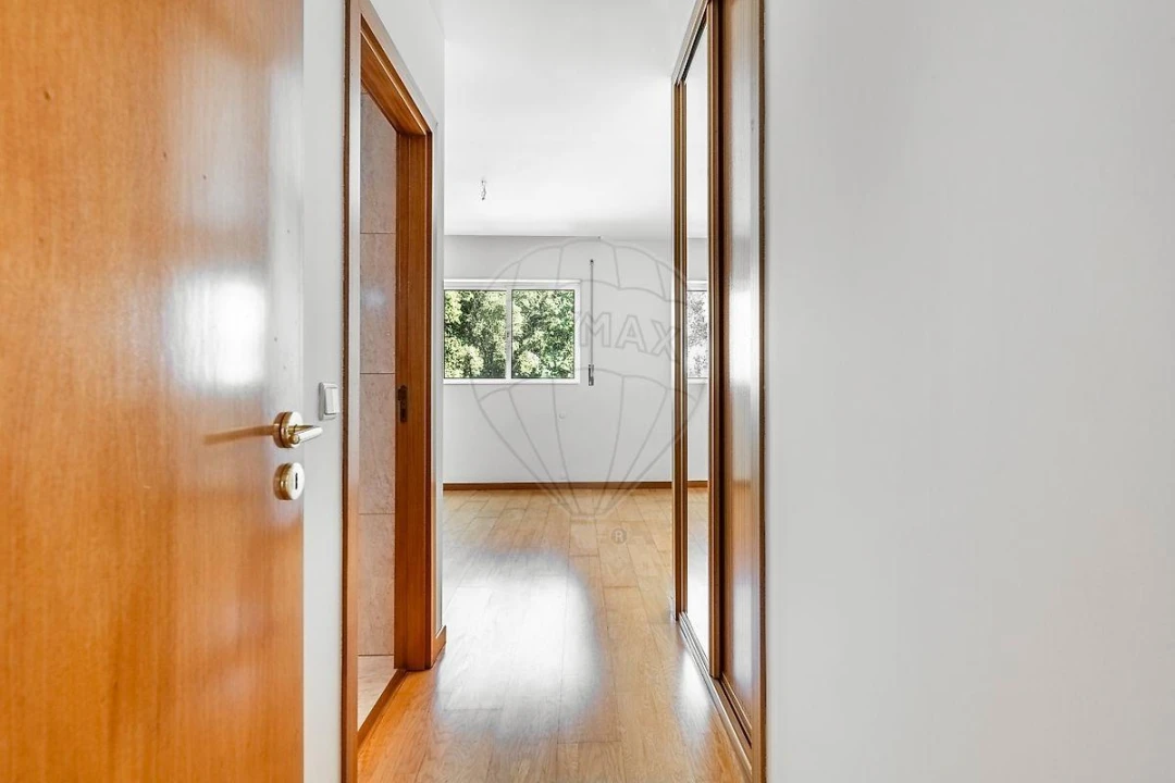 Apartamento T3 para Venda em Vila Nova de Famalicão e Calendário Foto 17