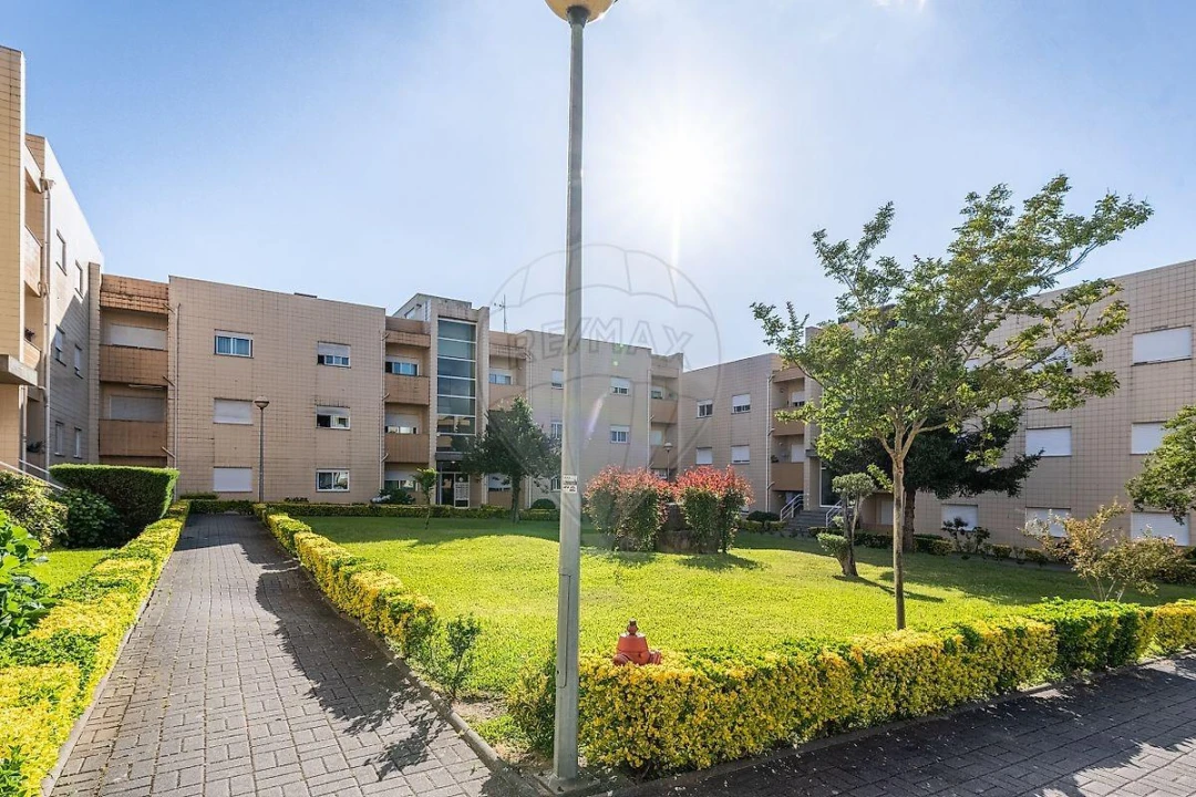 Apartamento T3 para Venda em Vila Nova de Famalicão e Calendário Foto 24