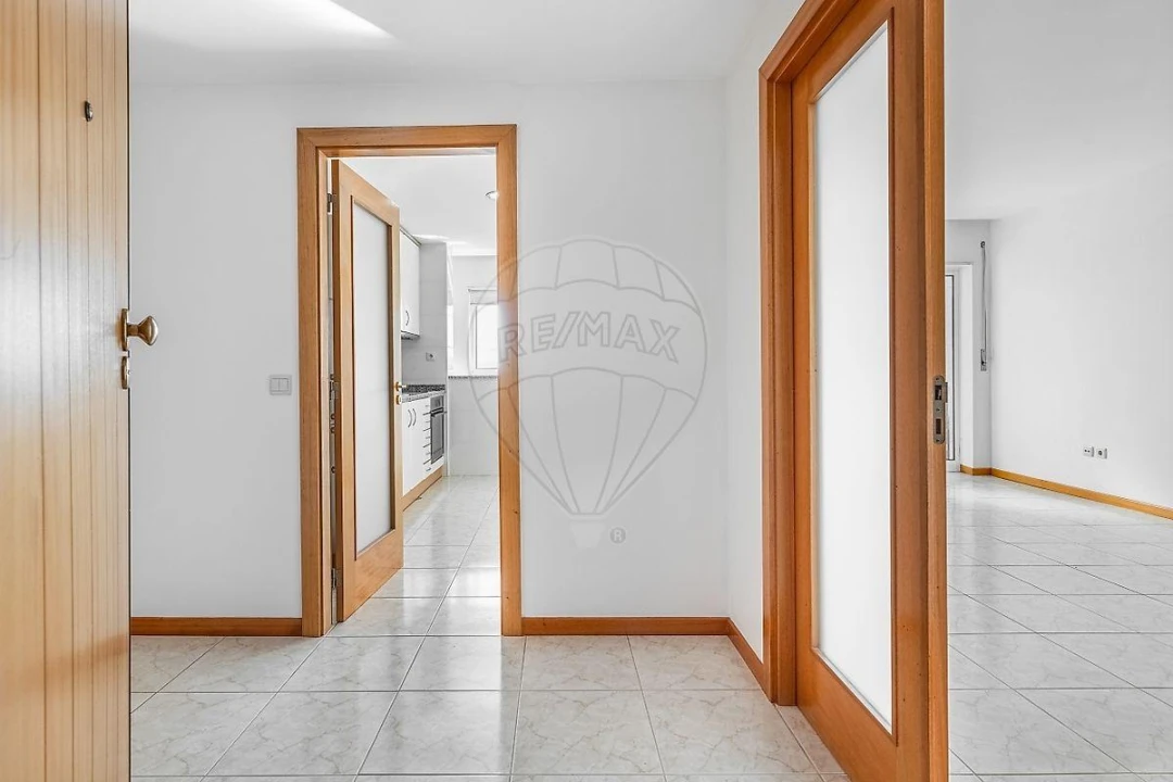 Apartamento T3 para Venda em Vila Nova de Famalicão e Calendário Foto 9