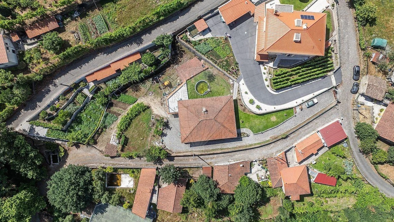 Moradia T3 para Venda em Oliveira, São Paio e São Sebastião Foto 41