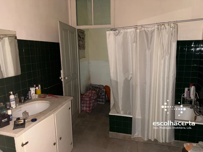 Moradia T5 para Venda em Quinta do Anjo Foto 16
