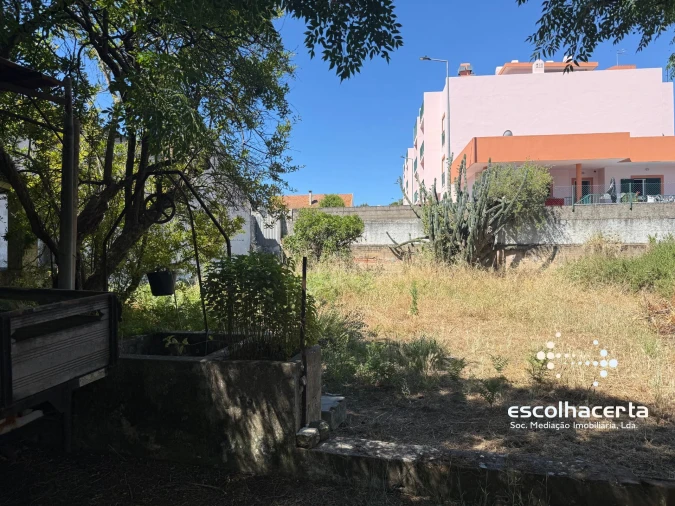 Moradia T5 para Venda em Quinta do Anjo Foto 26