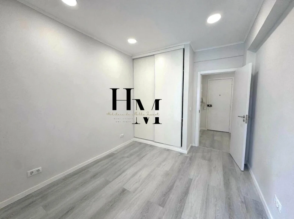 Apartamento T1 para Venda em Venteira Foto 11