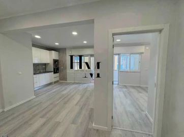 Apartamento T1 para Venda em Venteira