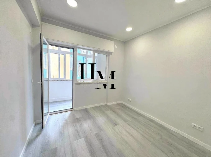 Apartamento T1 para Venda em Venteira Foto 10