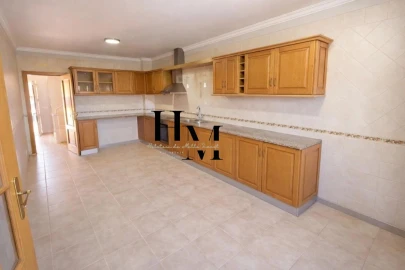 Apartamento T4 para Venda em União das Freguesias de Setúbal