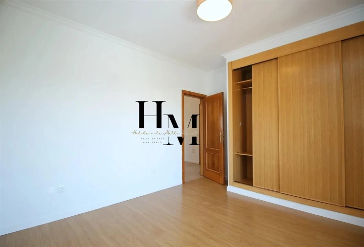 Apartamento T4 para Venda em União das Freguesias de Setúbal Foto 25