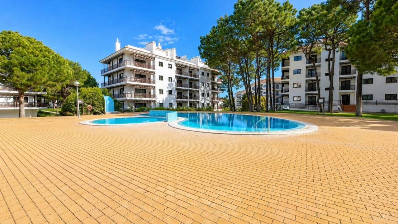 Apartamento T3 para Venda em Albufeira e Olhos de Água Foto 1