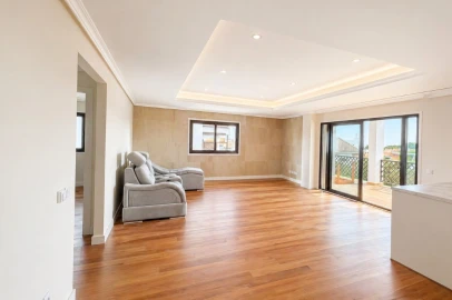 Apartamento T3 para Venda em Albufeira e Olhos de Água