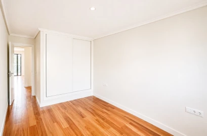 Apartamento T3 para Venda em Albufeira e Olhos de Água
