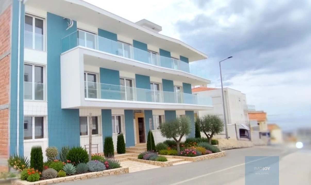 Apartamento T3 para Venda em Nazare Foto 1