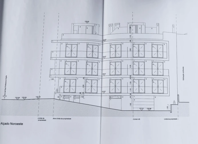 Apartamento T3 para Venda em Nazare Planta 1