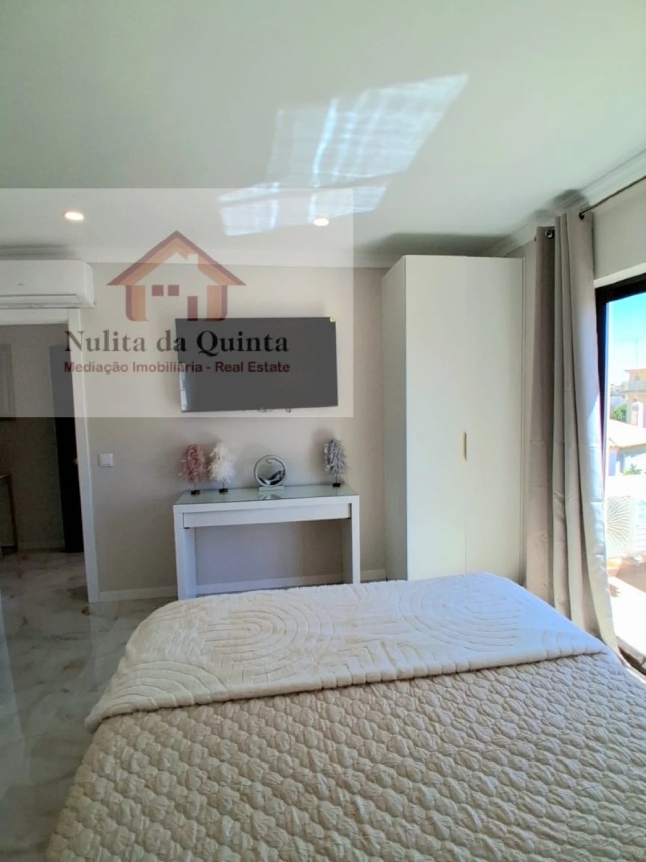 Apartamento T2 para Venda em Albufeira e Olhos de Água Foto 12