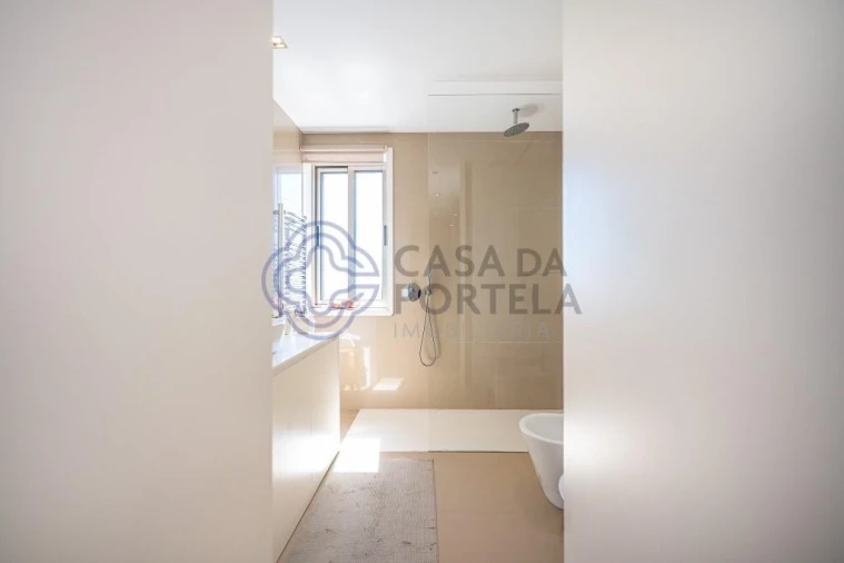 Apartamento T4 para Venda em Matosinhos e Leça da Palmeira Foto 28