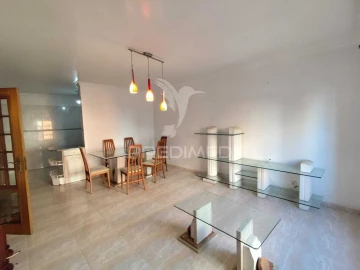 Apartamento T2 para Venda em Algueirão-Mem Martins