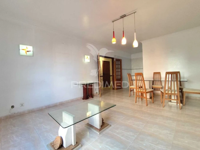 Apartamento T2 para Venda em Algueirão-Mem Martins Foto 15
