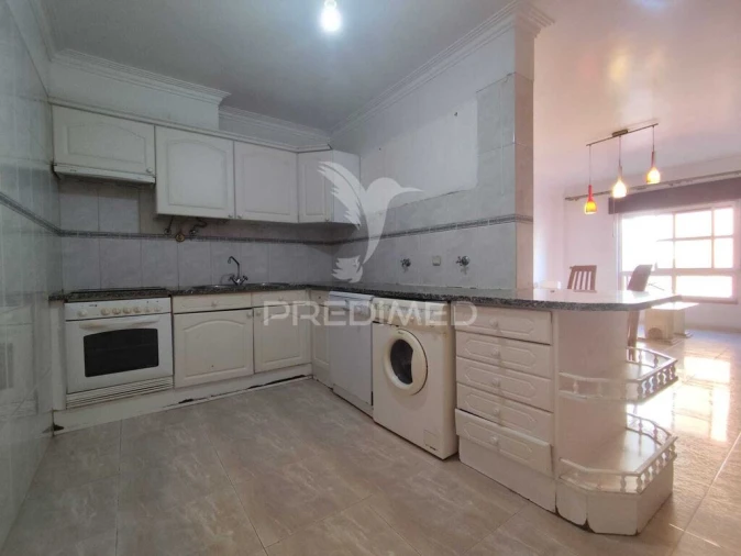 Apartamento T2 para Venda em Algueirão-Mem Martins Foto 5
