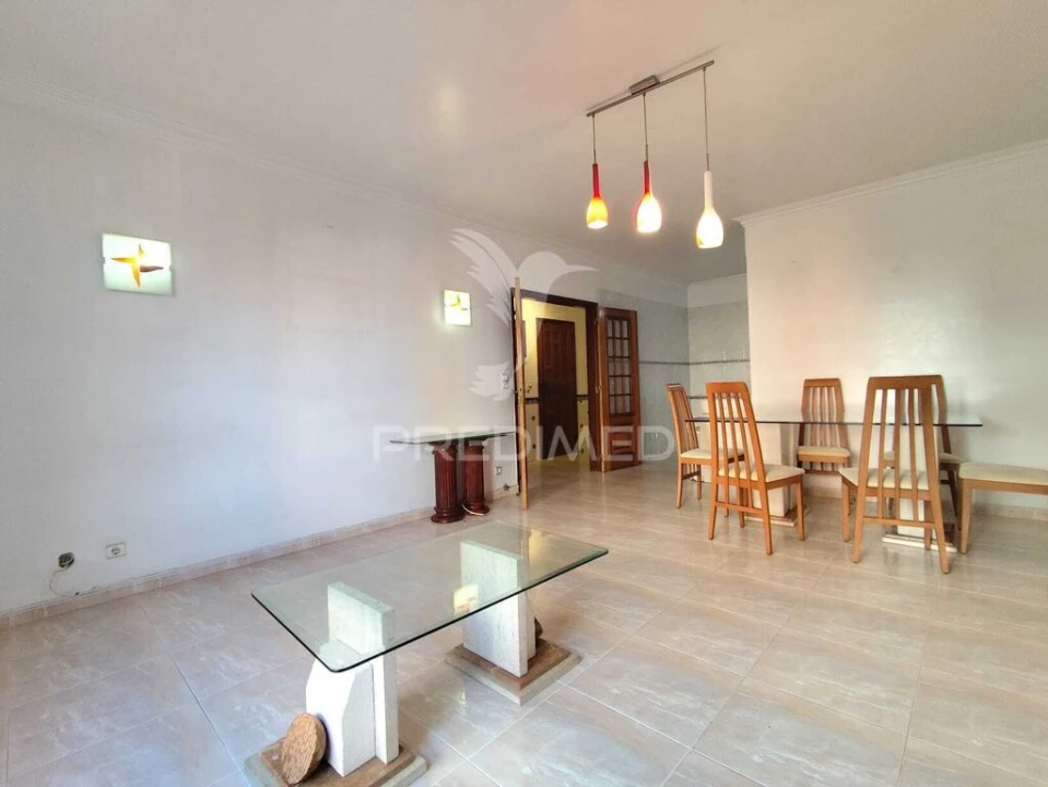 Apartamento T2 para Venda em Algueirão-Mem Martins Foto 15