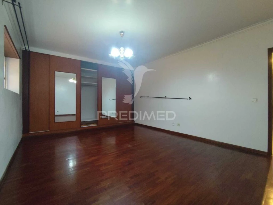 Apartamento T2 para Venda em Algueirão-Mem Martins Foto 18