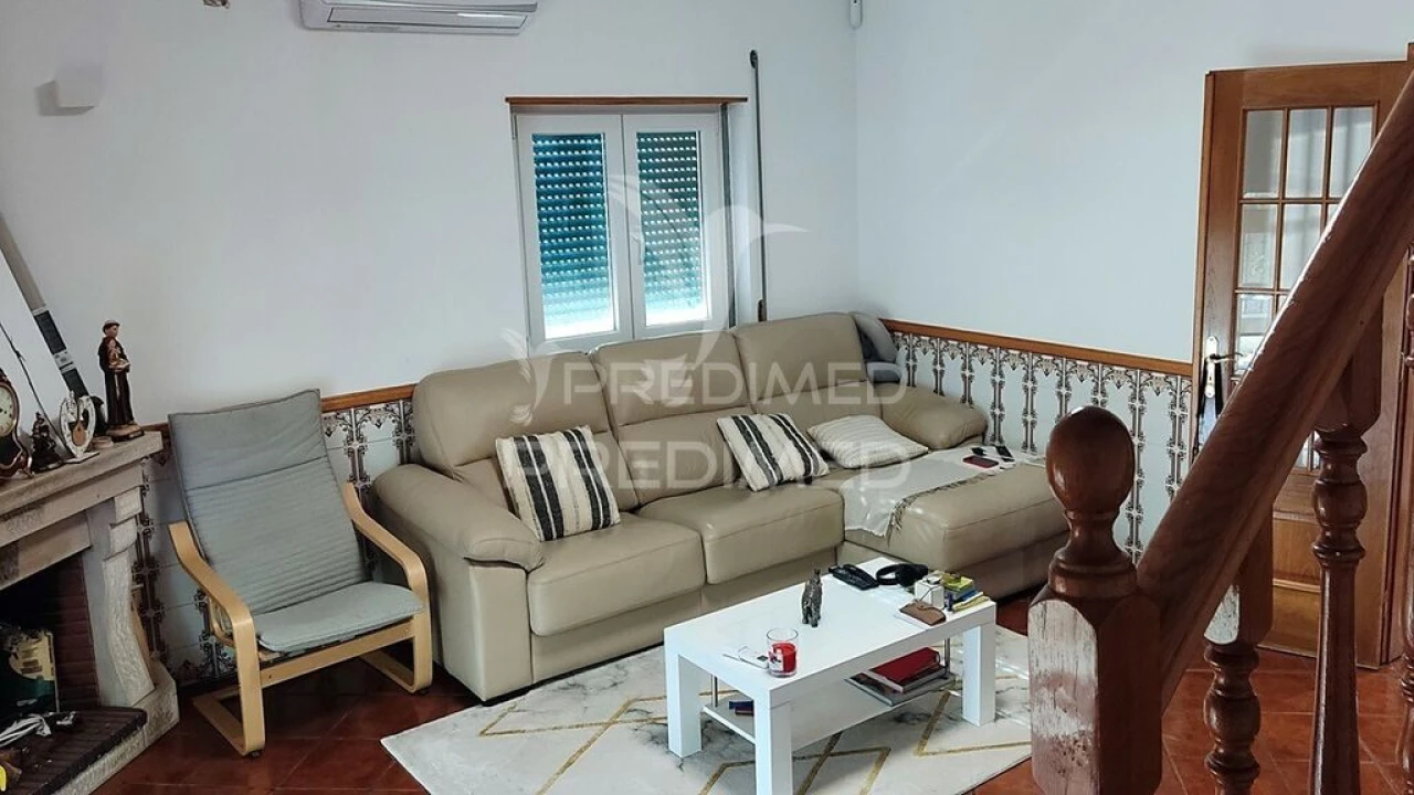Moradia T3 para Venda em Freiria Foto 13