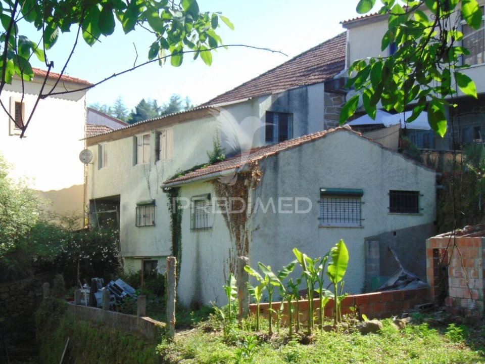 Moradia T4 para Venda em Adoufe e Vilarinho de Samardã Foto 2