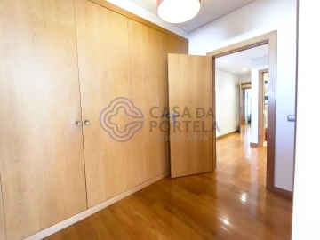 Apartamento T3 para Venda em Cidade da Maia