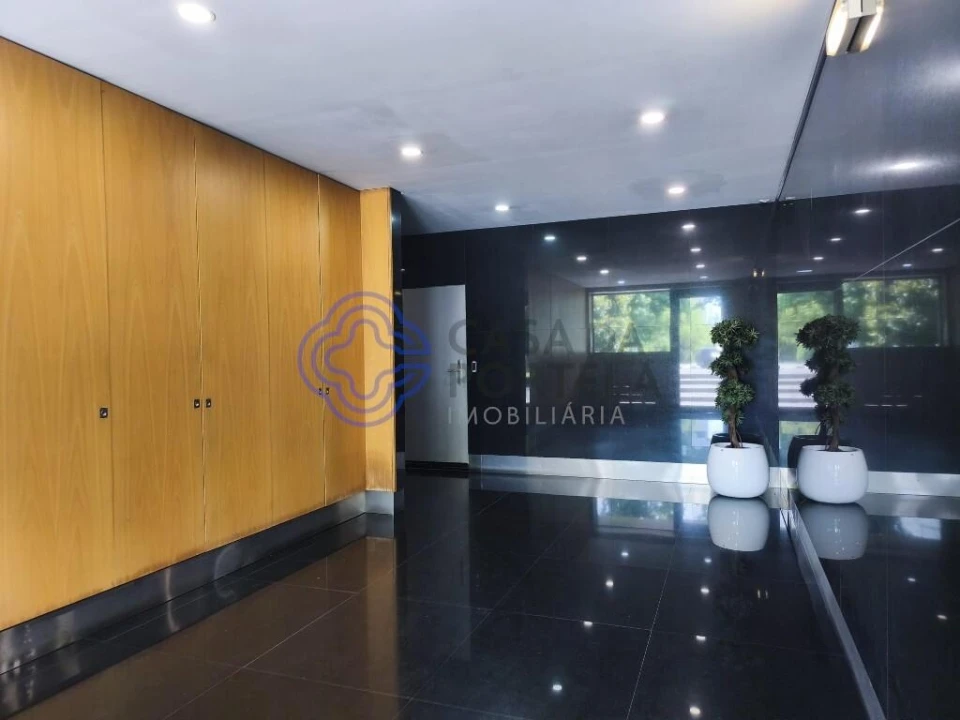 Apartamento T3 para Venda em Cidade da Maia Foto 30