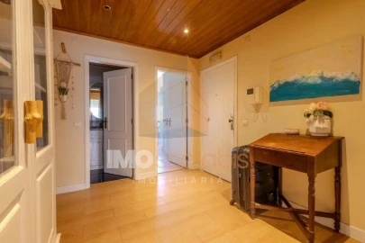 Apartamento T4 para Venda em Romeira e Várzea