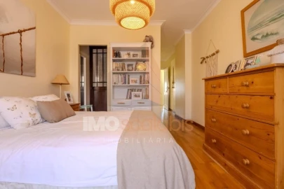 Apartamento T4 para Venda em Romeira e Várzea
