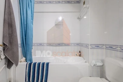 Apartamento T4 para Venda em Romeira e Várzea