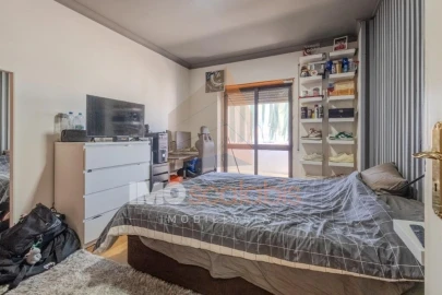 Apartamento T4 para Venda em Romeira e Várzea