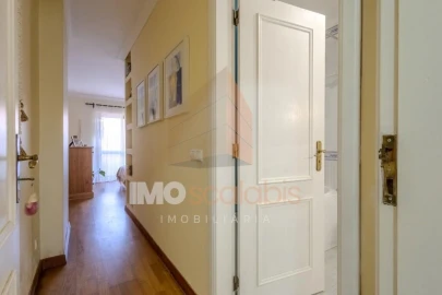 Apartamento T4 para Venda em Romeira e Várzea