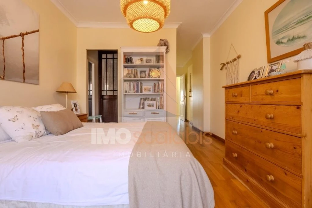 Apartamento T4 para Venda em Romeira e Várzea Foto 22