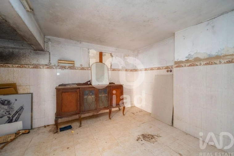 Moradia para Venda em Quelfes Foto 23
