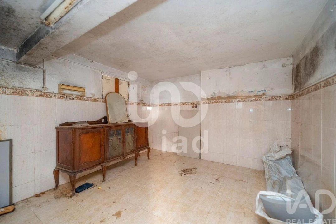 Moradia para Venda em Quelfes Foto 22
