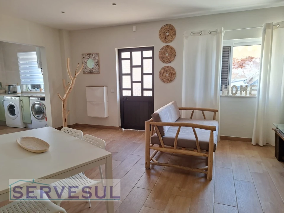 Moradia T4 para Venda em Silves Foto 5